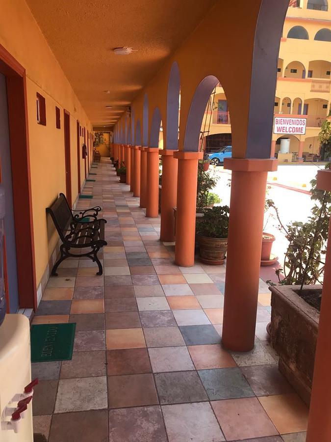 Hotel Sevilla Тіхуана Екстер'єр фото